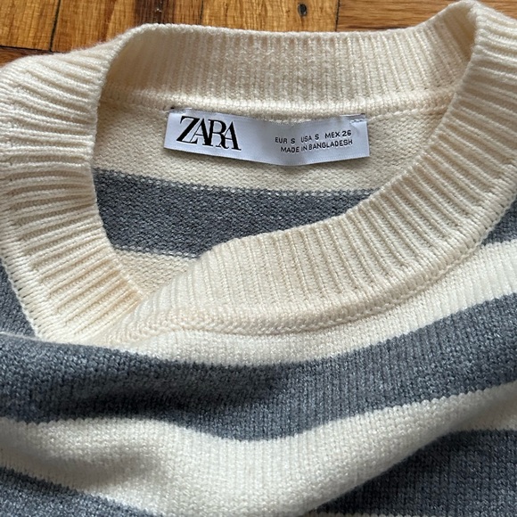 ZARA Oversized Striped Sweater - Picture 2 of 2